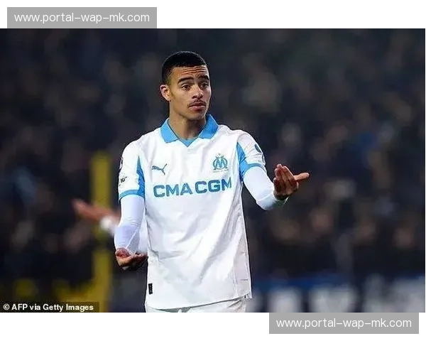 马赛0-5惨败暴露防守漏洞，德泽尔比向球迷道歉